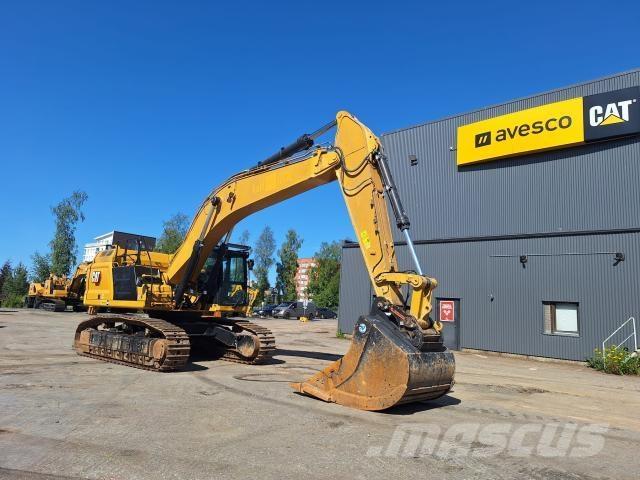 CAT 352 Excavadoras sobre orugas