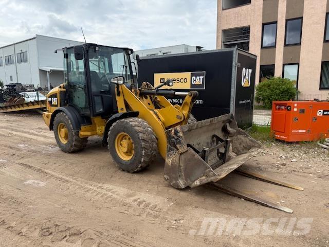 CAT 906M Cargadoras sobre ruedas