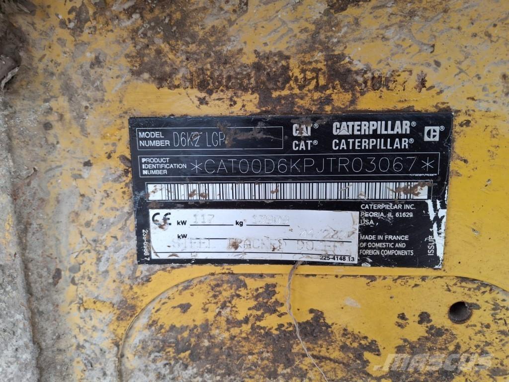 CAT D6K2 LGP Buldozer sobre oruga