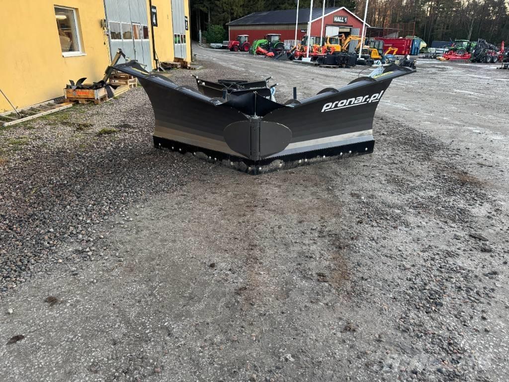 Pronar PUV 4000 M HD Hojas y cuñas quitanieves