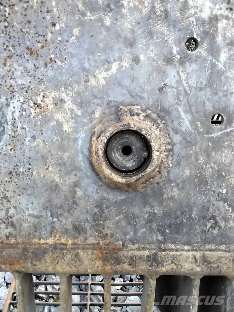 Valmet 840.3 Otros componentes