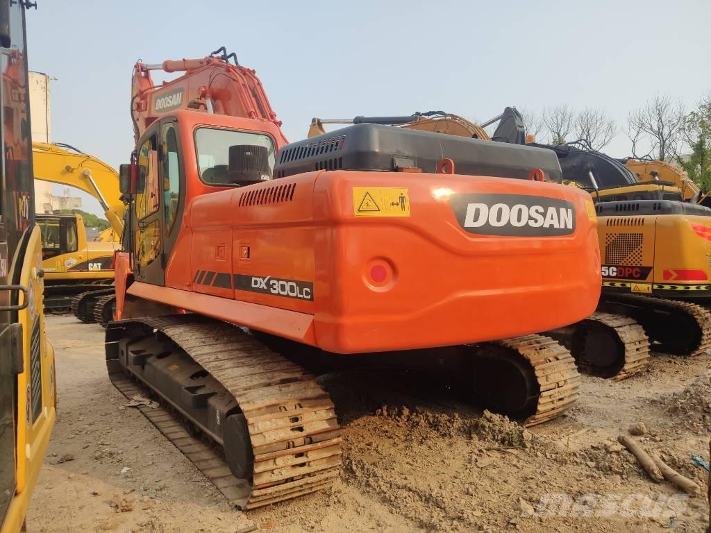 Doosan dx300 Excavadoras sobre orugas