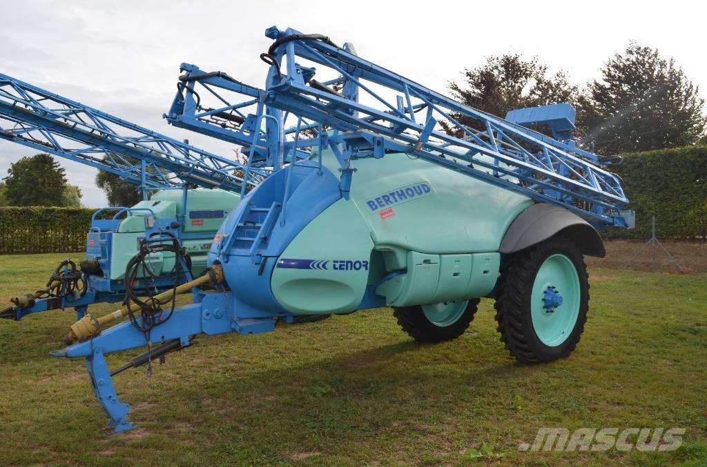Berthoud Tenor Pulverizadores arrastrados