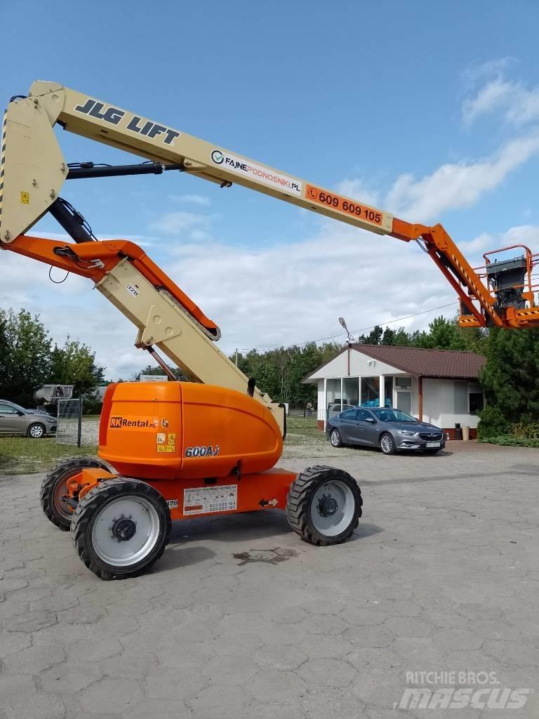 JLG 600 AJ Plataformas con brazo de elevación manual