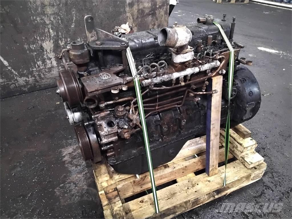 Sisu Komatsu 895 Motores