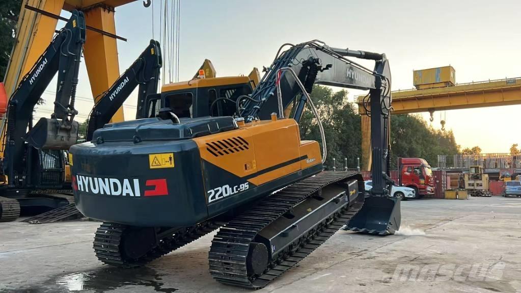 Hyundai R220LC-9S Excavadoras 7t - 12t