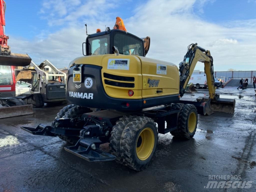 Yanmar B95W (40924) Excavadoras de ruedas