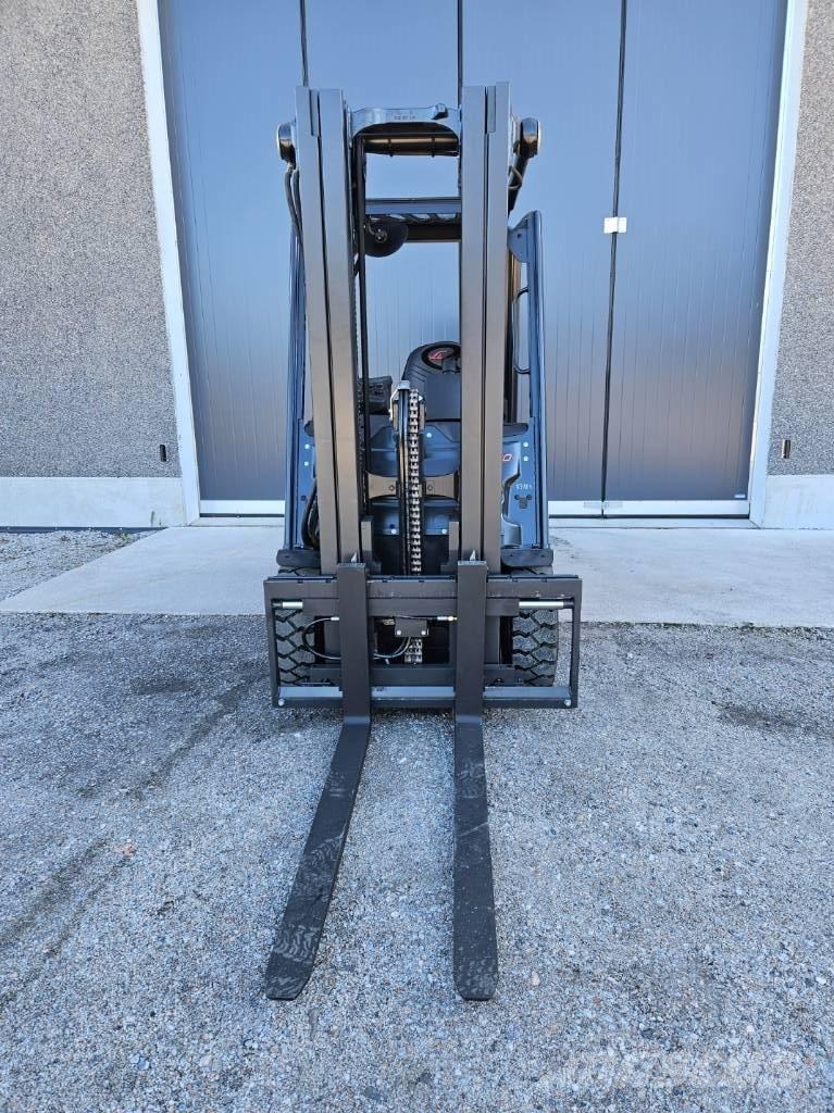 Linde E30-01 Carretillas de horquilla eléctrica