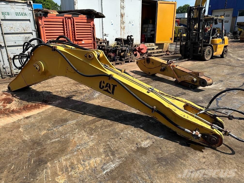 CAT 214 B FT boom Excavadoras de ruedas