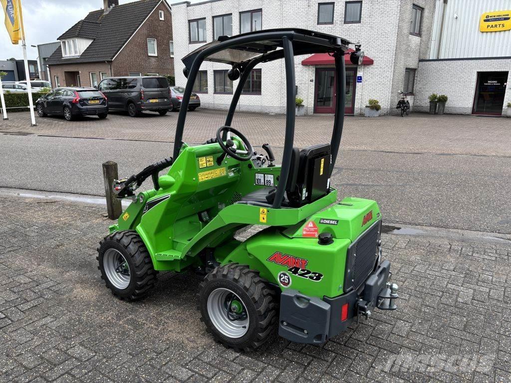 Avant 423 TDL Cargadoras sobre ruedas