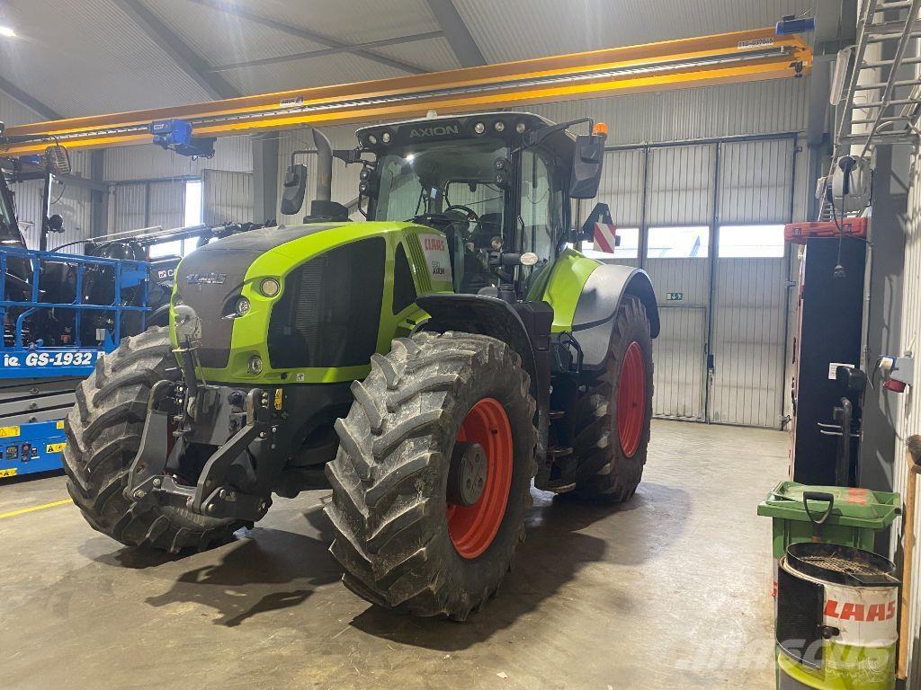 CLAAS Axion 930 Tractores