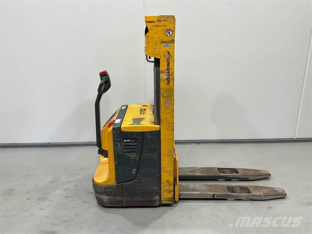 Jungheinrich EJC12 Apiladoras eléctricos
