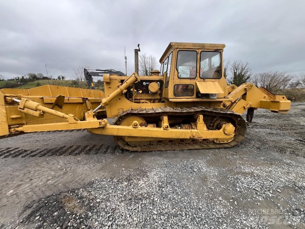 CAT D 7 Buldozer sobre oruga