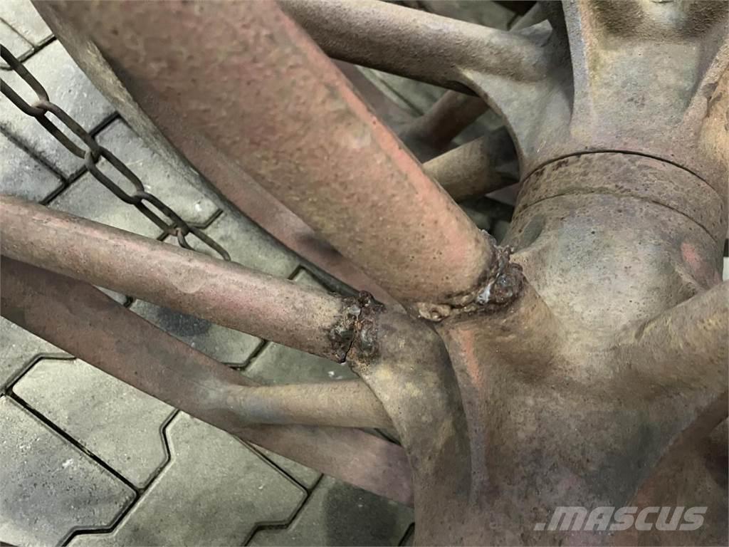  UNBEKANNT 1,80 m Rodillos