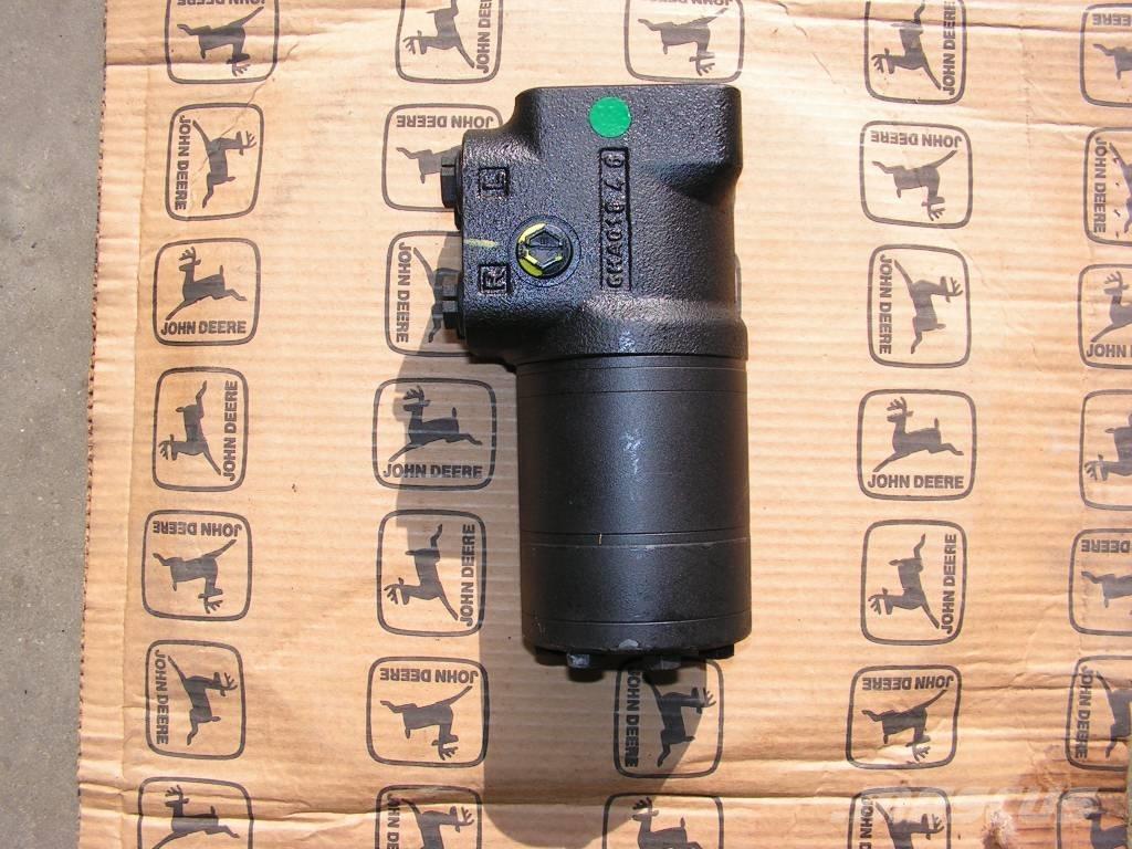 John Deere 6xxx M, R Hidráulicos