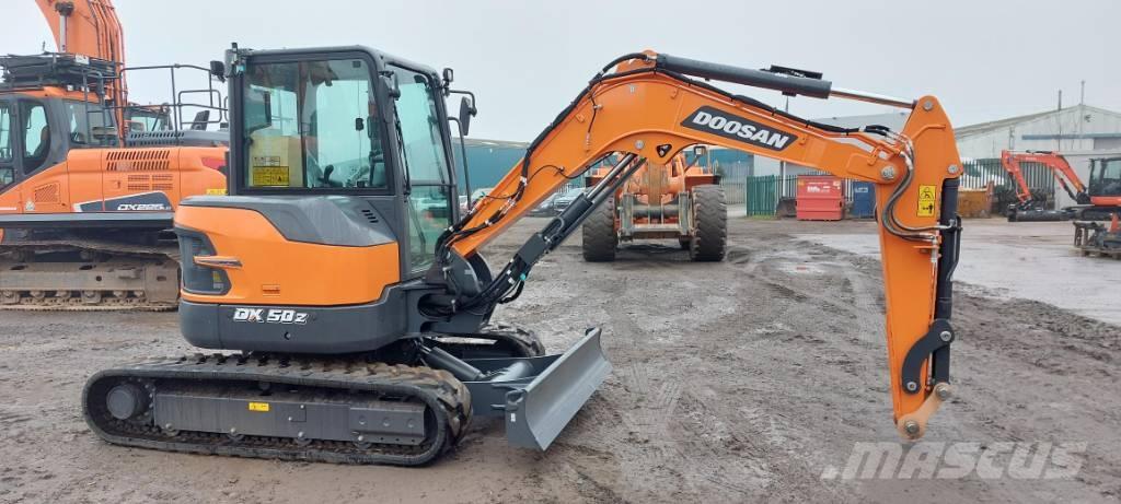 Develon DX 50 Z Excavadoras sobre orugas