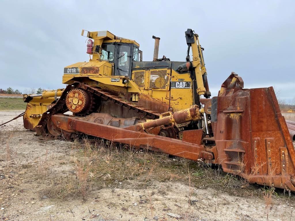 CAT D 11 R Buldozer sobre oruga