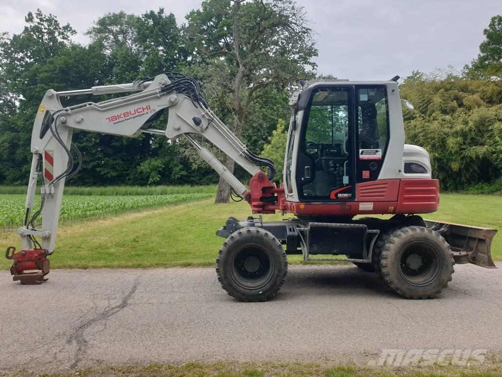 Takeuchi TB295W Excavadoras de ruedas