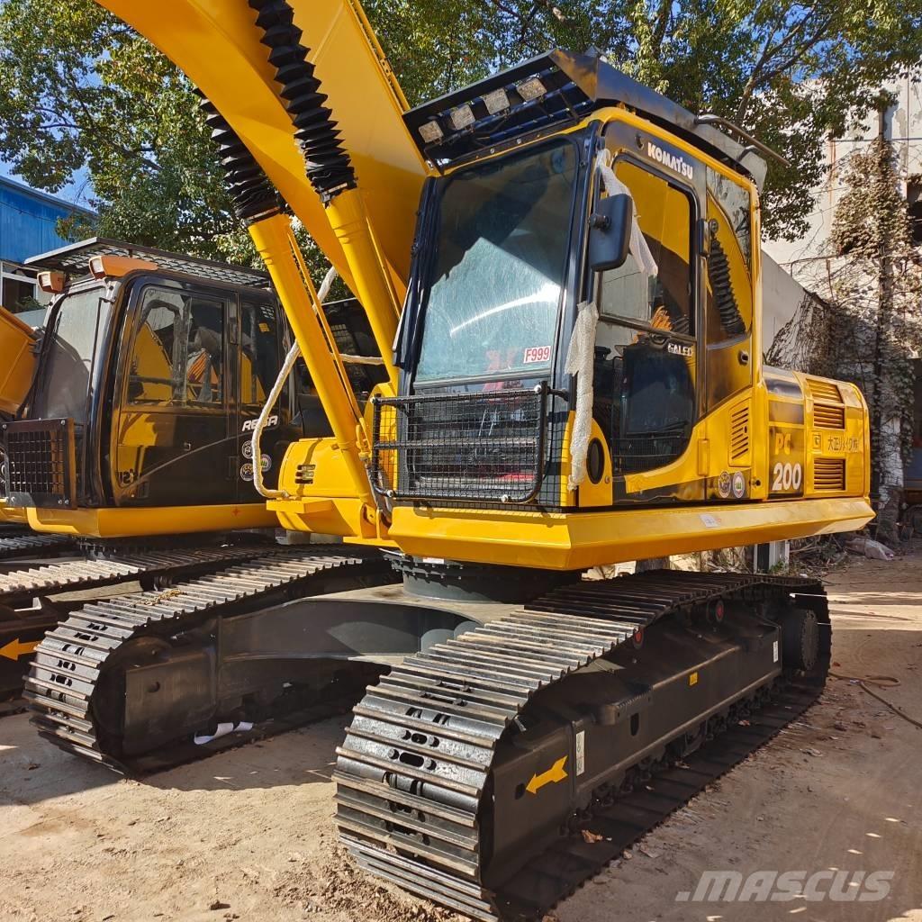 Komatsu PC 200 Excavadoras sobre orugas
