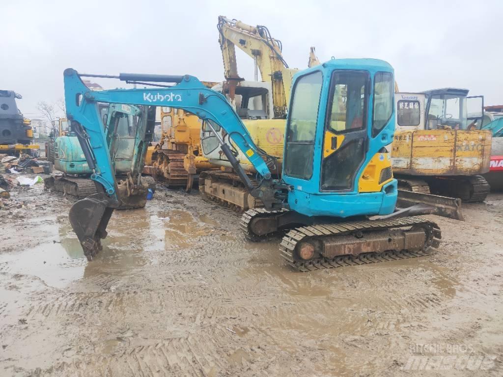 Kubota KX135 Excavadoras sobre orugas