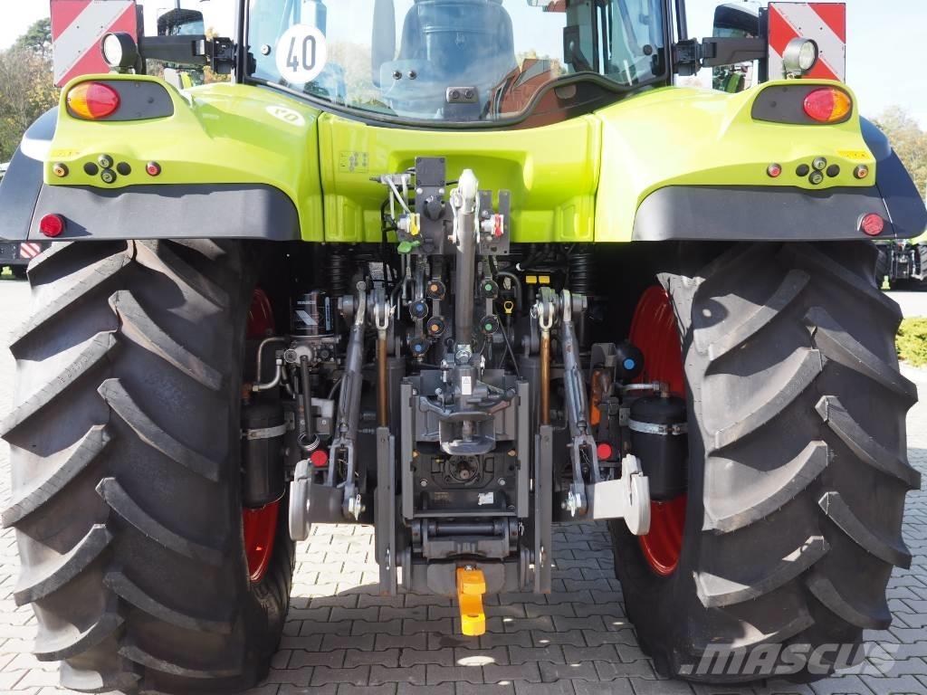 CLAAS Arion 610 CIS Tractores