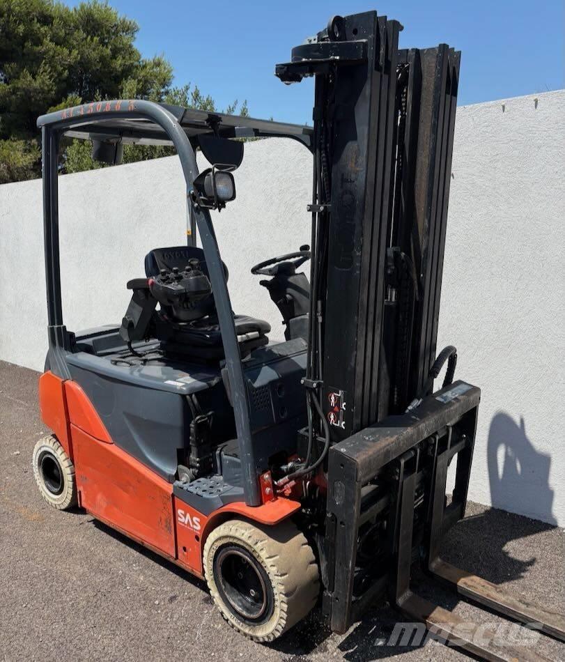 Toyota 8 FBMT 16 Carretillas de horquilla eléctrica