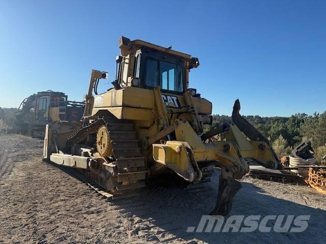 CAT D 6 T XL Buldozer sobre oruga