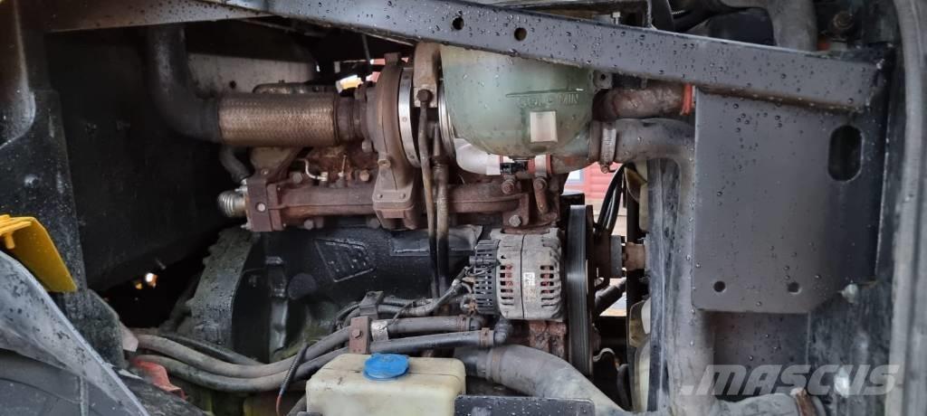 JCB 411 + 4 Cargadoras sobre ruedas