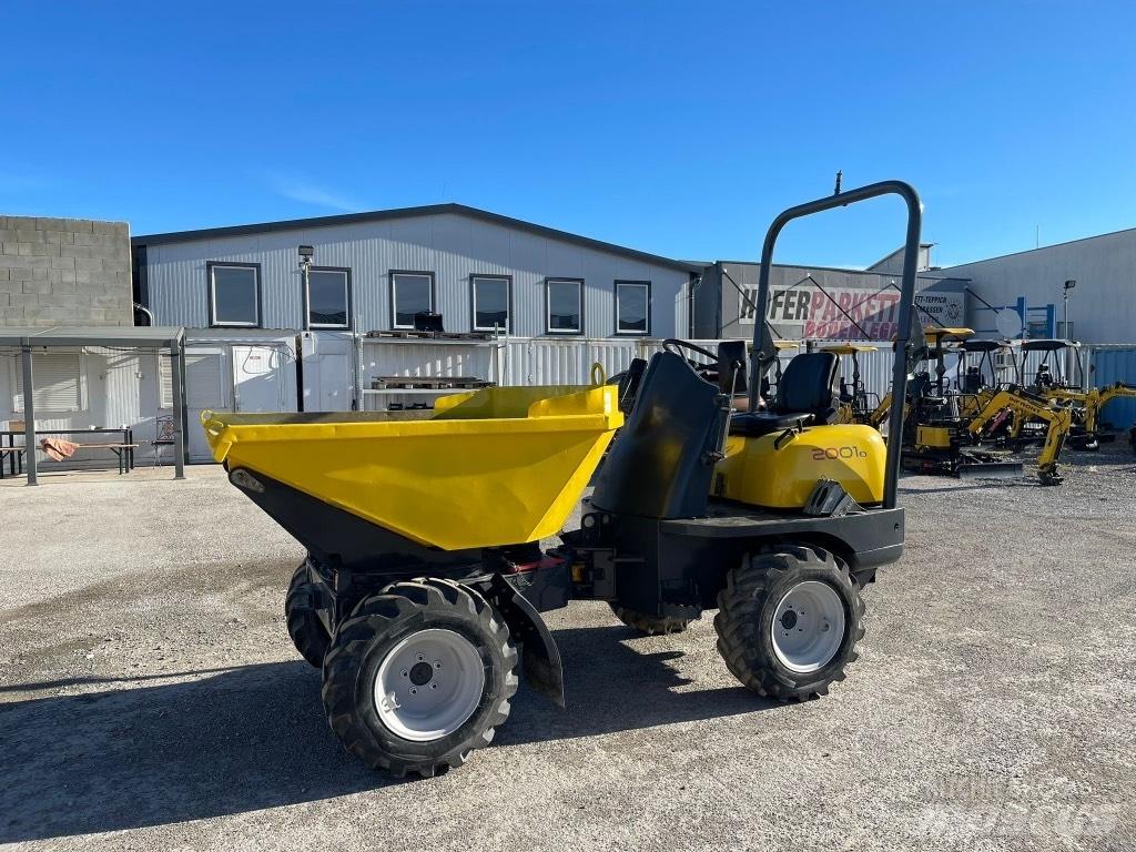 Wacker Neuson 2001 Vehículos compactos de volteo