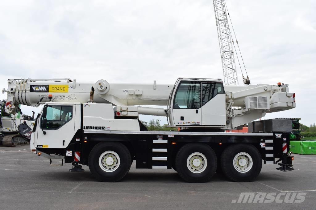 Liebherr LTM1055-3.2 Grúas todo terreno