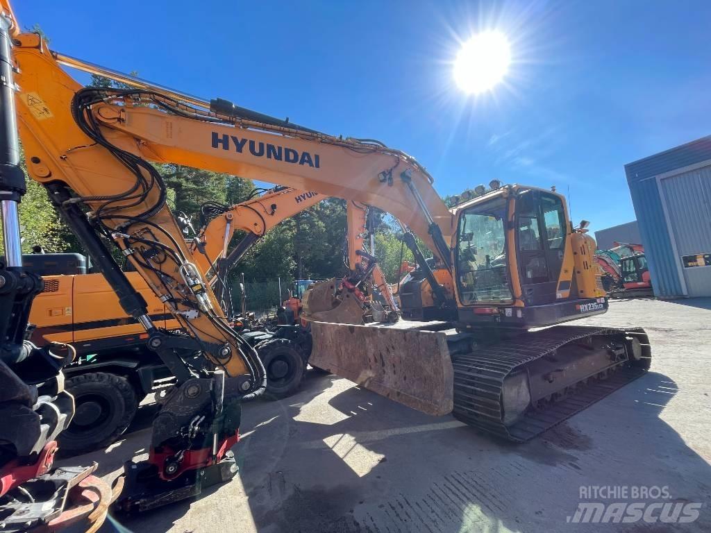 Hyundai HX235 Excavadoras sobre orugas