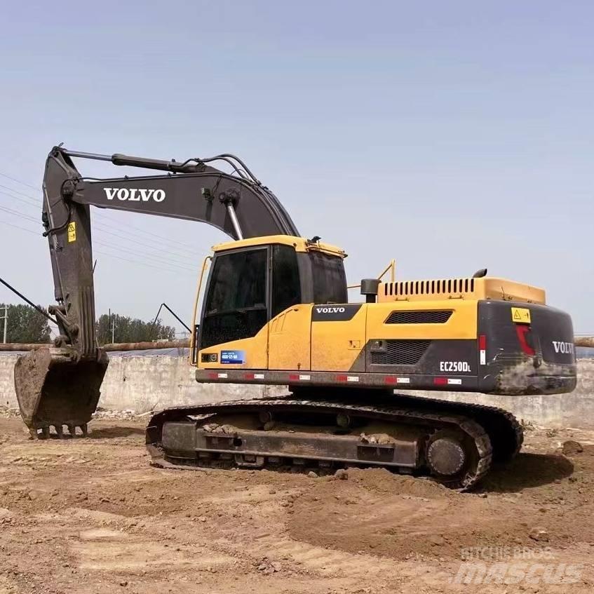 Volvo EC250D Excavadoras sobre orugas