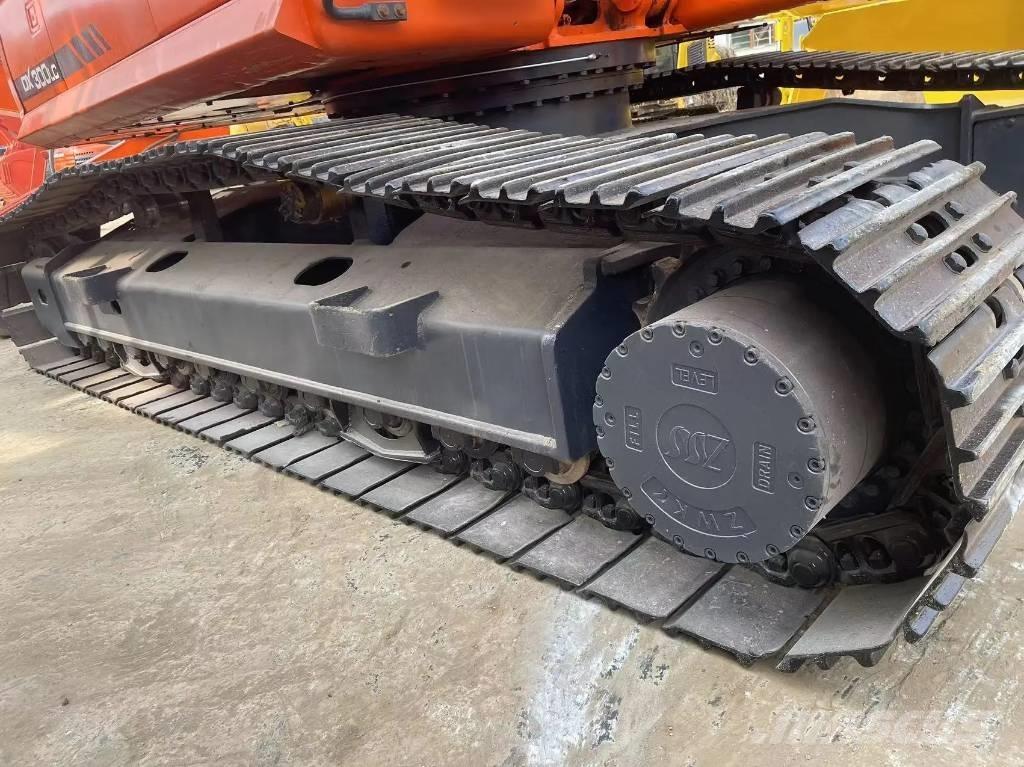Doosan DX300LC Excavadoras sobre orugas