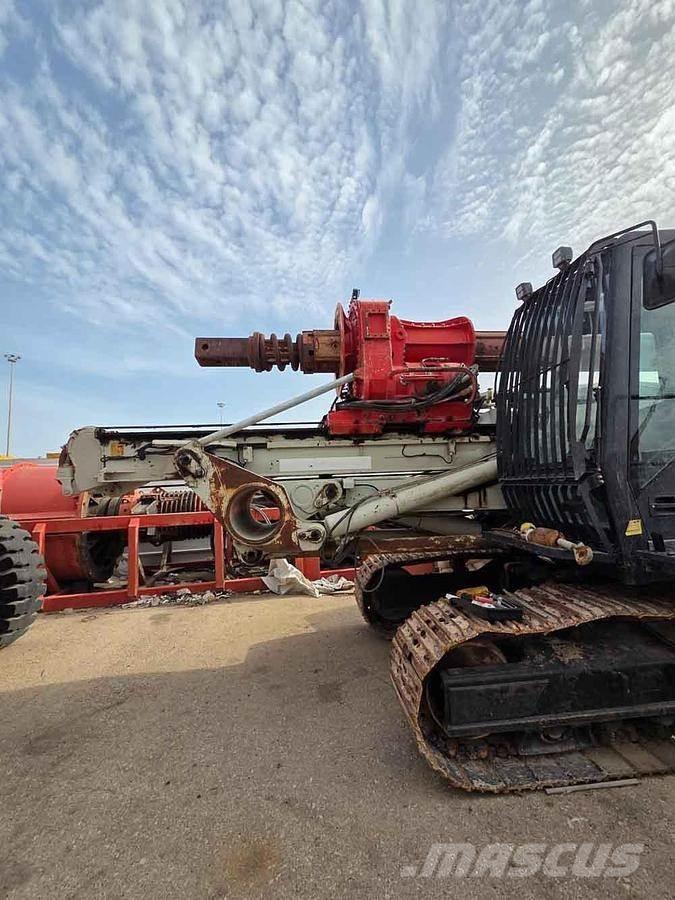 Comacchio CH450 Perforadora de superficie