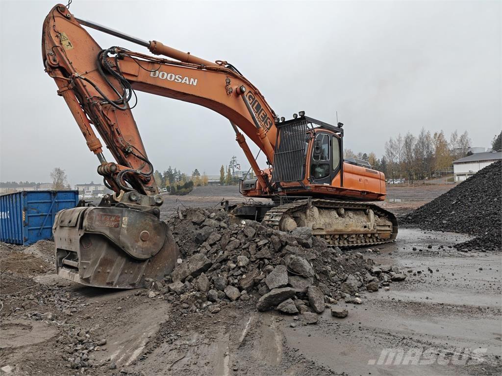 Doosan DX520LC Excavadoras sobre orugas
