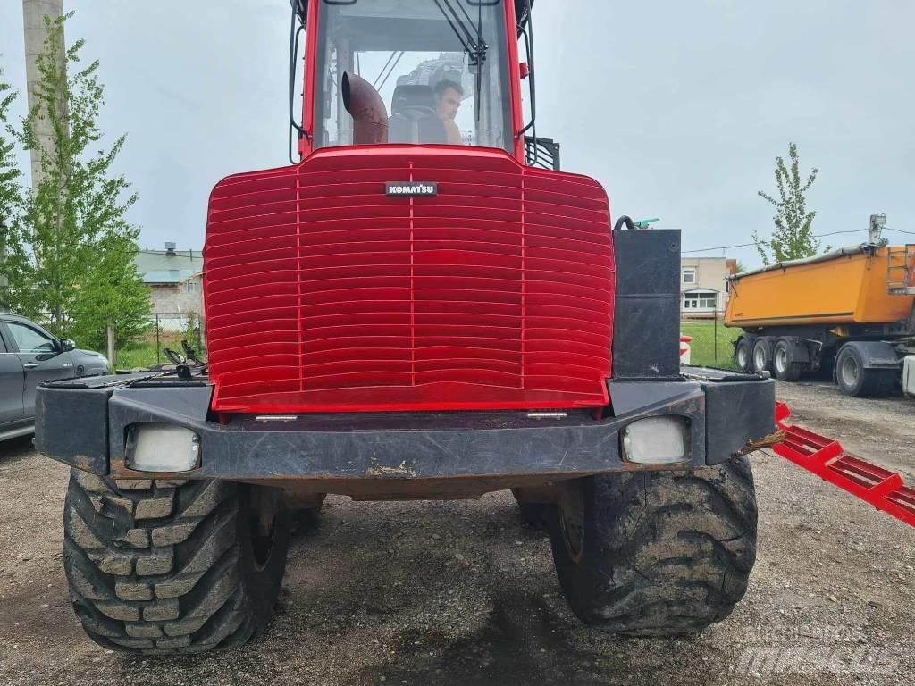 Komatsu 895 Transportadoras