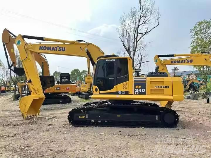 Komatsu PC240LC Excavadoras sobre orugas