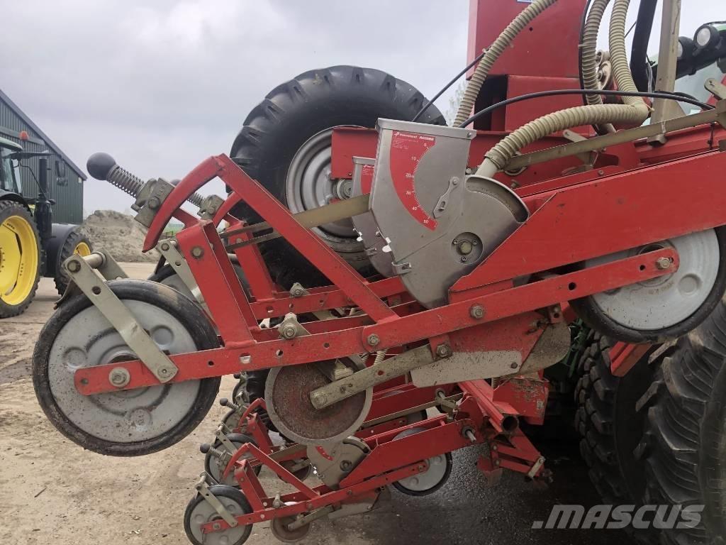 Kverneland Miniair S Sembradoras de alta precisión