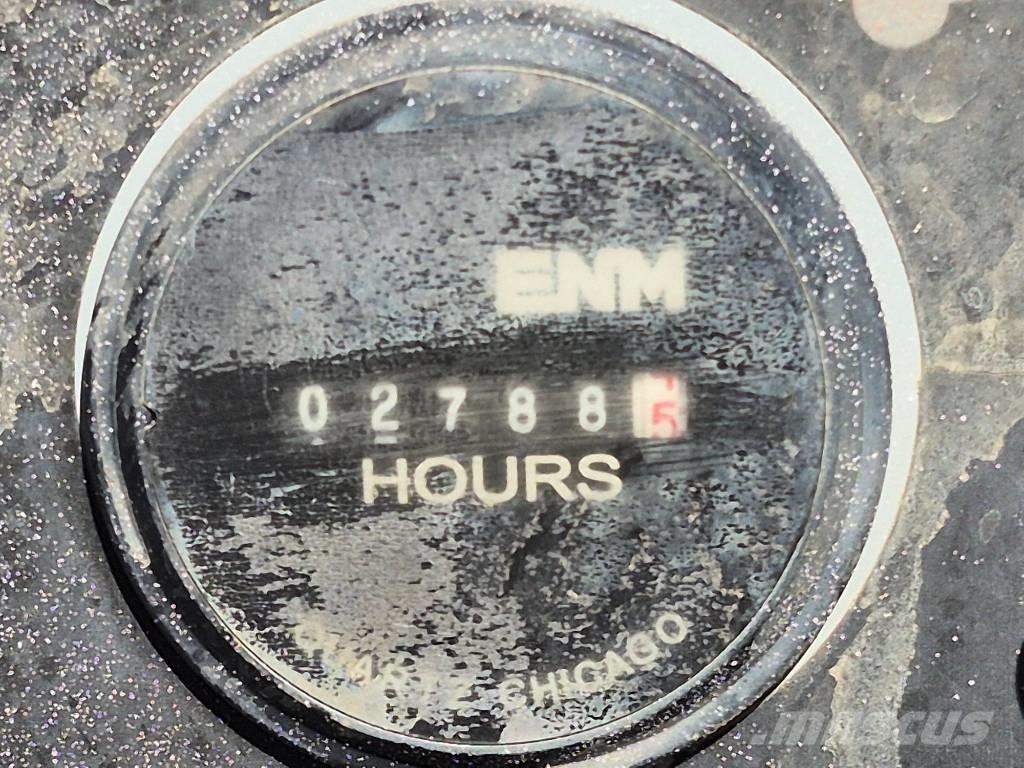 MEC 60J Plataformas con brazo de elevación manual