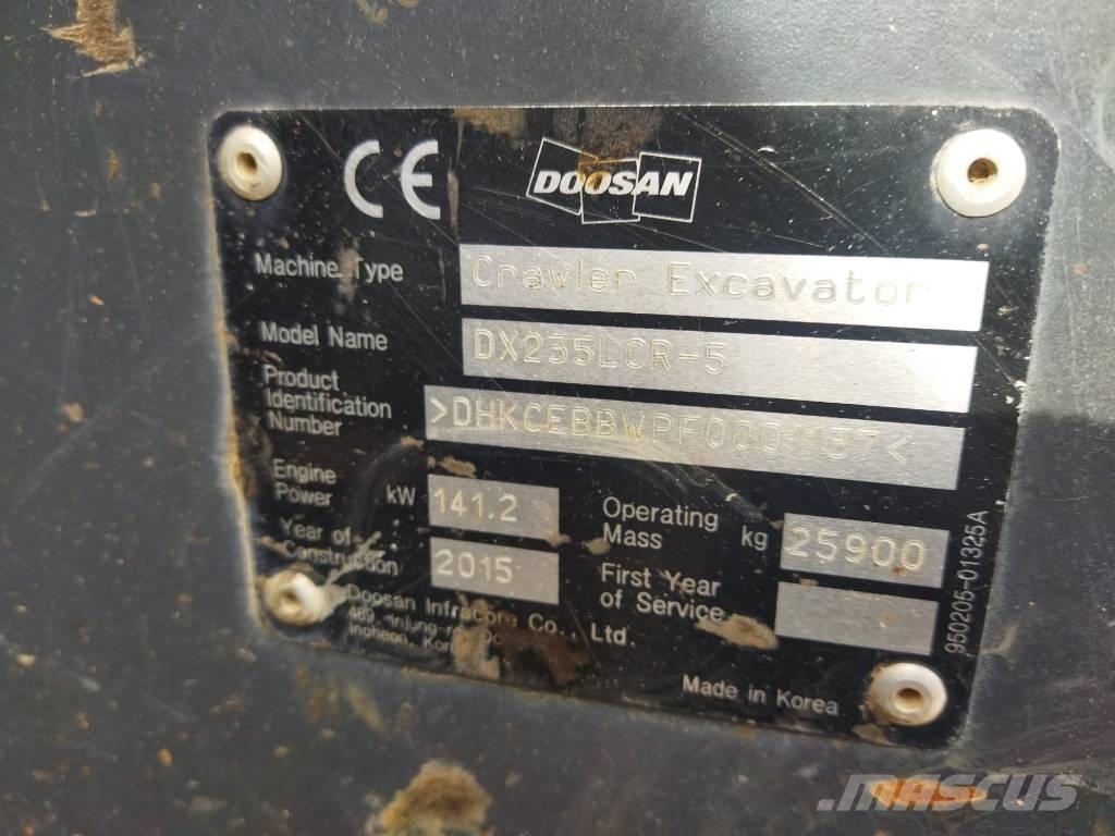 Doosan DX 235 LCR Excavadoras sobre orugas