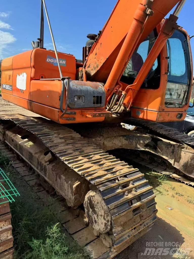 Doosan DX 260LC Excavadoras sobre orugas