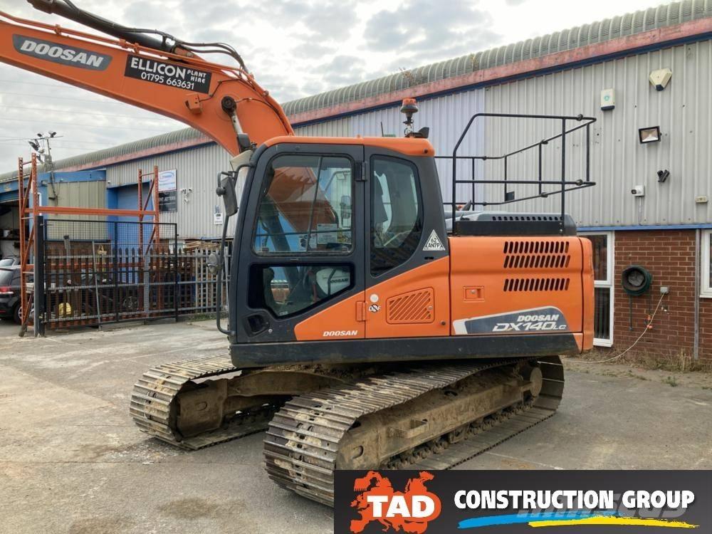 Doosan DX 140 LC Excavadoras sobre orugas