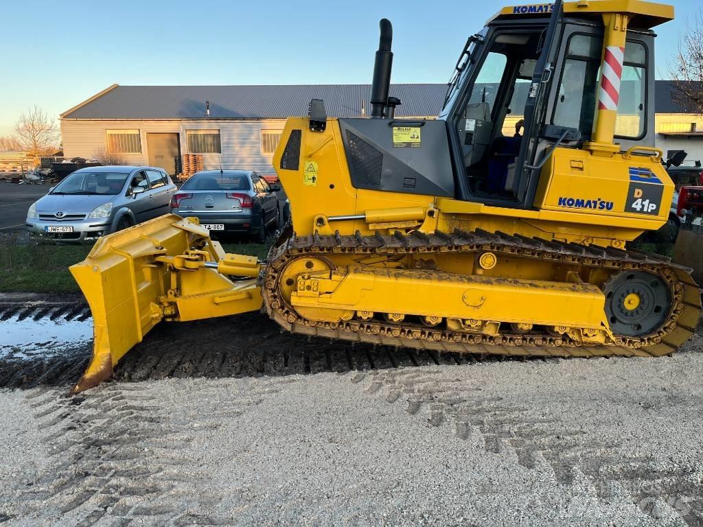 Komatsu 41p Buldozer sobre oruga