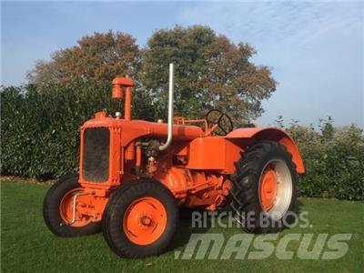 Allis-Chalmers U Tractores