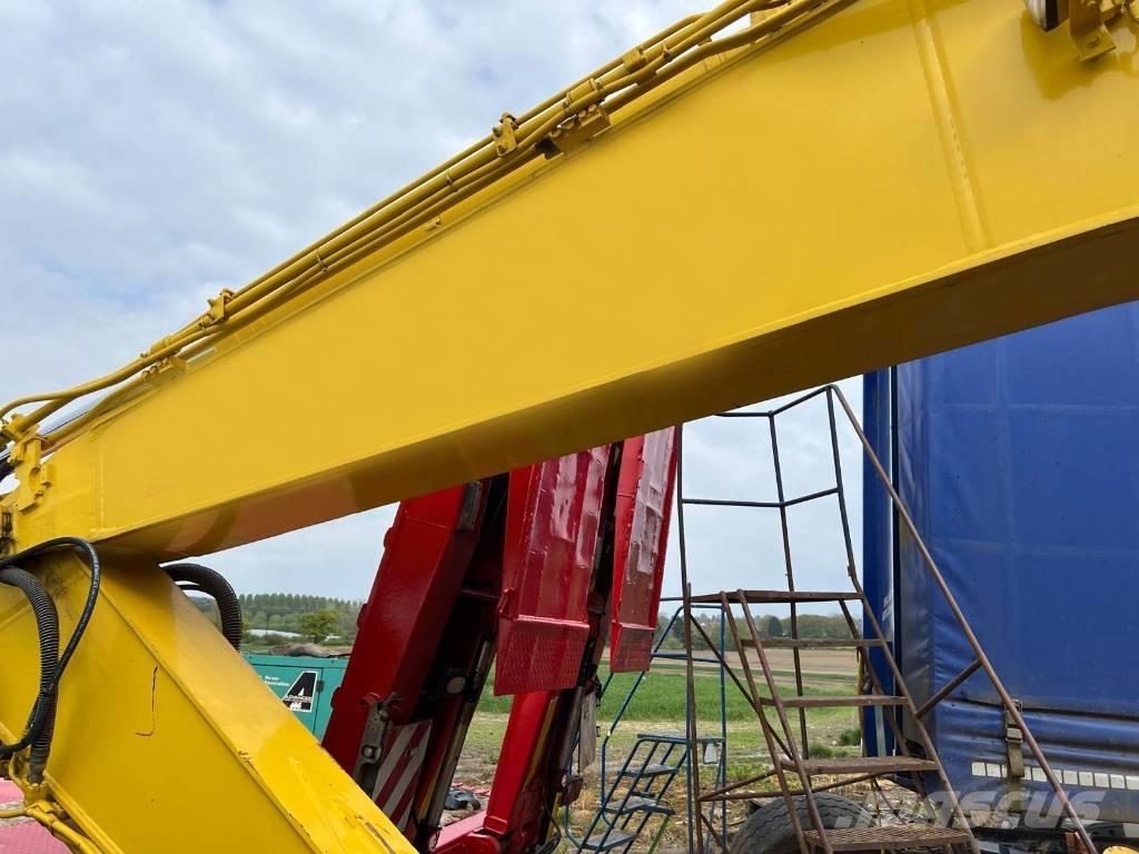 Komatsu PC 228 USLC Excavadoras sobre orugas