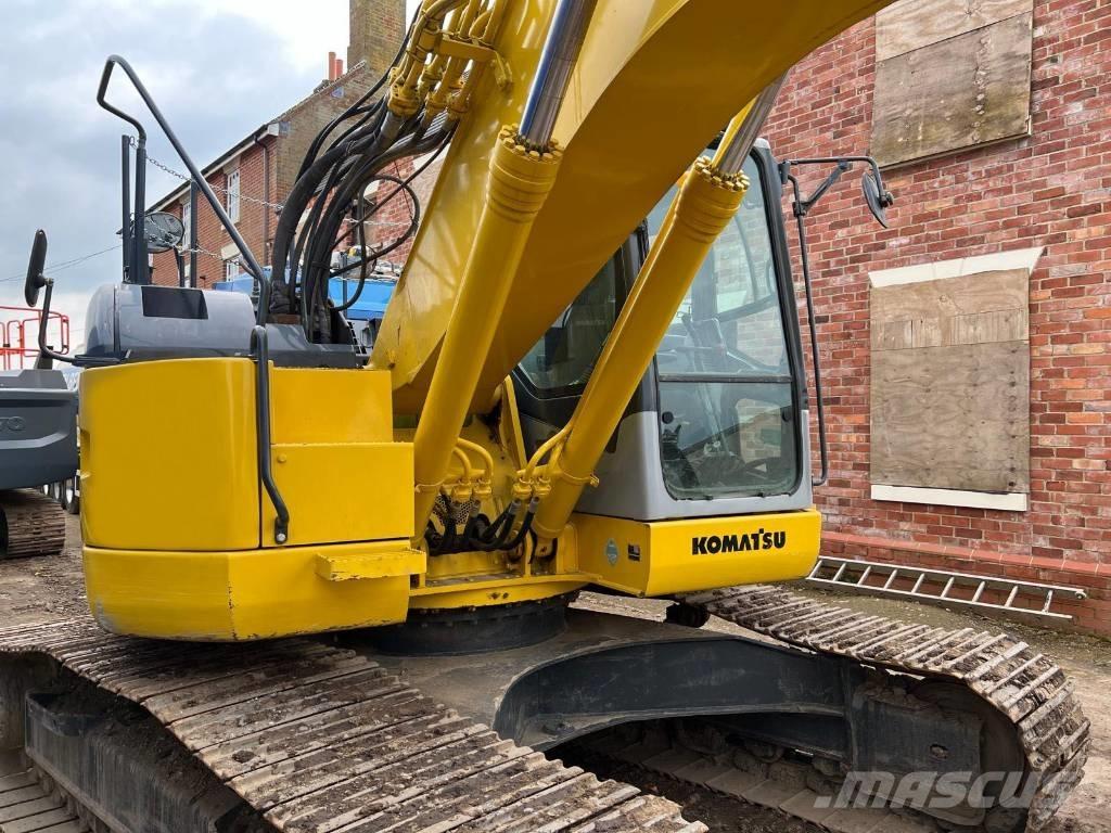 Komatsu PC 228 USLC Excavadoras sobre orugas