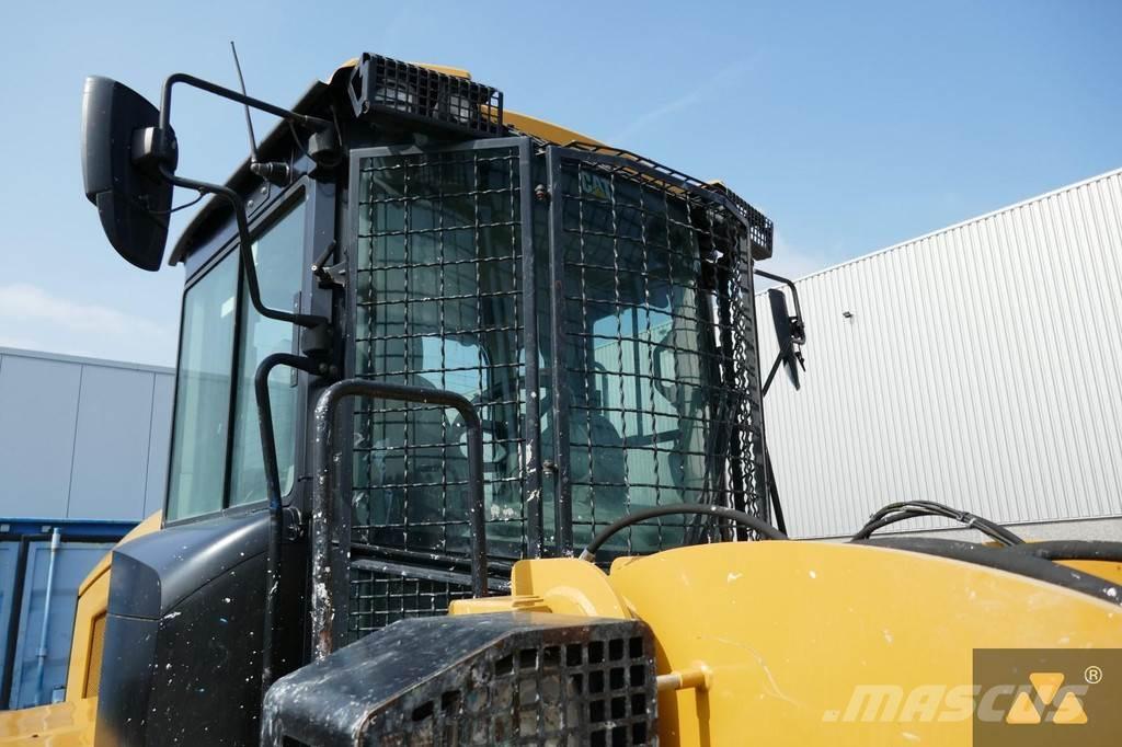 CAT Cab guards Cabinas