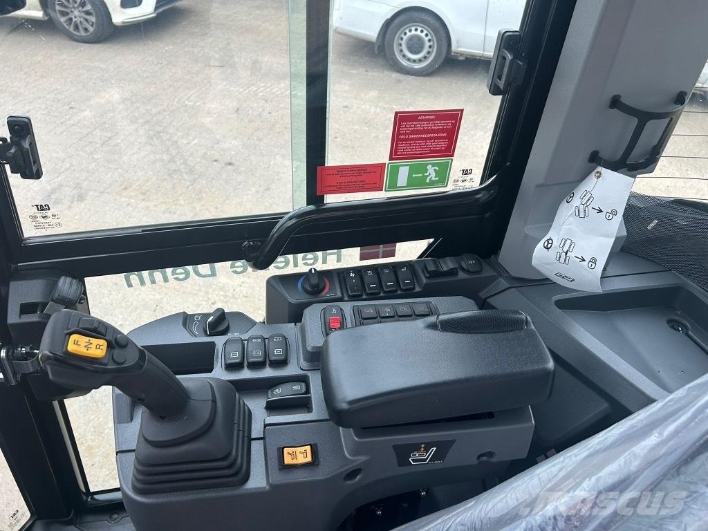 CAT 906 Cargadoras sobre ruedas