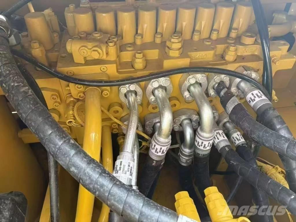 CAT 323GC Excavadoras sobre orugas