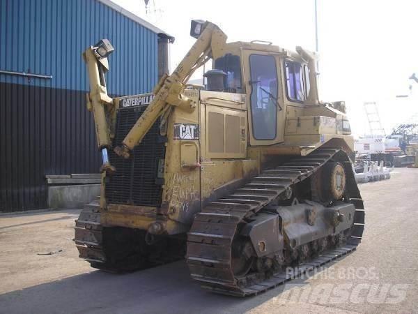 CAT D8N Buldozer sobre oruga